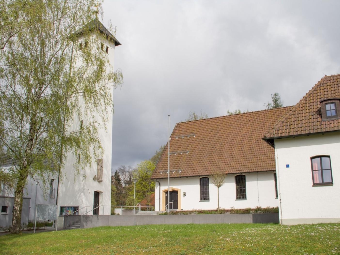 St. Hedwig- Rödental Kirche